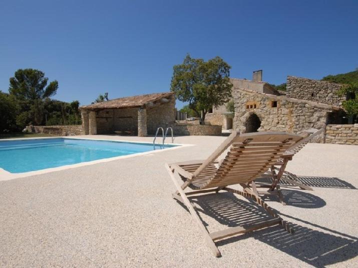 Domaine De Cousignac Bed & Breakfast Bourg-Saint-Andéol Екстериор снимка